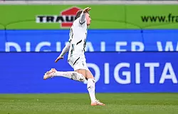 Traf doppelt: Robin Hack - © Harry Langer/dpa