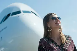 Mit einem Flugangst-Training lässt sich die Angst reduzieren und entspannter fliegen. - © Klaus-Dietmar Gabbert/dpa-tmn