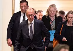 Gastspiel in der Finanzbranche: Merz zu Besuch in Frankfurt - &copy; Boris Roessler/dpa