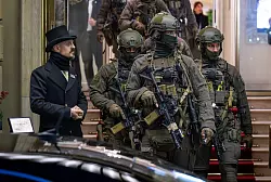 Der Besuch von Merz in Frankfurt lief unter hohen Sicherheitsvorkehrungen - &copy; Boris Roessler/dpa