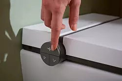 Moderne Klos k&ouml;nnen mehr als nur auf Knopfdruck sp&uuml;len. Hier zu sehen: das LavaPura Element Dusch-WC von Hansgrohe. - &copy; hansgrohe/Hansgrohe SE/dpa-tmn