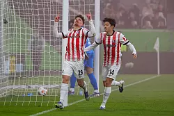 Freiburger Jubel &uuml;ber die fr&uuml;he F&uuml;hrung in Wolfsburg. - &copy; Darius Simka/dpa