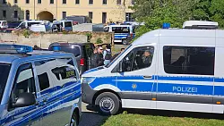 In mehreren Bundesl&auml;ndern fanden Durchsuchungen und Festnahmen statt. - &copy; Tobias Junghann&szlig;/dpa