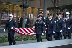 Jedes Jahr wird am Ground Zero in New York der Opfer gedacht. - &copy; Vanessa Carvalho/ZUMA Press Wire/dpa
