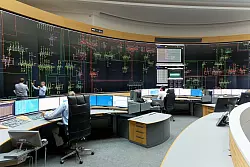 Die Amprion-Hauptschaltleitung spielt eine zentrale Rolle, um die Netzfrequenz im europ&auml;ischen Verbundnetz stabil zu halten. (Archivbild) - &copy; Henning Kaiser/dpa