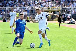 Hertner (r) bei einem Zweikampf im Trikot des BFC Dynamo Berlin. (Archivbild) - &copy; Hauke-Christian Dittrich/dpa