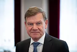 Unionspolitiker Johann Wadephul plädiert für ein «Verpflichtungsmodell» beim Wehrdienst. (Archivbild) - © Soeren Stache/dpa