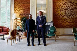 Zu Gast beim König: Selenskyj. - © Remko de Waal/POOL ANP/AP/dpa