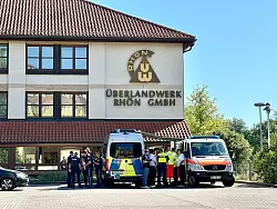 Die Bluttat schockiert die Menschen in der 5.600 Einwohner zählenden Gemeinde. - © Daniel Vogl/dpa