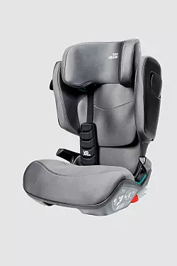 Der «Britax Römer Kidfix Pro» bekommt bei den Kindersitzen von etwa 4 bis 12 Jahren die Bewertung «gut». - © Ralph Wagner/ADAC/dpa-tmn
