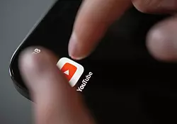 Youtube und andere Video-Plattformen kommen bei Kindern und Jugendlichen gut an. - &copy; Marijan Murat/dpa