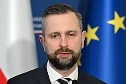 Polens Verteidigungsminister Wladyslaw Kosiniak-Kamysz h&auml;lt es f&uuml;r wahrscheinlich, dass &uuml;ber seinem Land eine Drohne abgest&uuml;rzt ist. (Archivbild) - &copy; Pawel Supernak/PAP/dpa