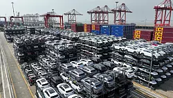 Chinesische Elektroautos vor dem Export. Deutschland ist bisher selten das Ziel. - &copy; XinHua/dpa