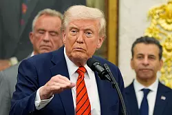 Der US-Präsident will sowohl nach Israel als auch nach Ägypten reisen. - © Alex Brandon/AP/dpa