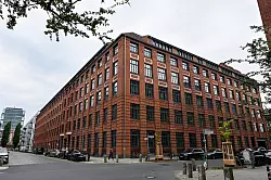 Das House of Games zieht in der Rotherstraße in ein Gebäude mit langer Geschichte. - © Jens Kalaene/dpa