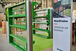 Entlang der Hamburger S-Bahn-Strecke der S4 verbaute die Bahn probeweise erstmals durchsichtige L&auml;rmschutzw&auml;nde (Archivbild) - &copy; Dominic Dupont/Deutsche Bahn AG/dpa