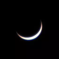 Ende März wird die Venus mit bloßem Auge nicht mehr sichtbar sein. Dann taucht sie als Morgenstern wieder auf. - © -/DLR-School_Lab Berlin/dpa