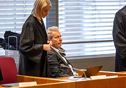 Winterhoffs Verteidigerin wies die Vorwürfe gegen ihren Mandanten zurück. - © Thomas Banneyer/dpa