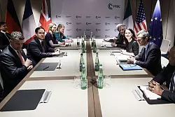 Europa fordert Mitsprache und Beteiligung an einer Friedensl&ouml;sung f&uuml;r die Ukraine. - &copy; Ronald Wittek/epa Pool/dpa