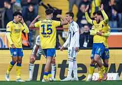Braunschweigs Mehmet Aydin trifft gegen seinen Ex-Club Schalke 04. - &copy; Andreas Gora/dpa