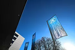 Der Autozulieferer gehört zu 93,8 Prozent der Zeppelin-Stiftung, die vom Oberbürgermeister der Stadt Friedrichhafen geführt wird. - © Felix Kästle/dpa