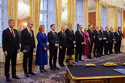 Die Verfassung sieht vor, dass jedes neue Kabinett innerhalb von 30 Tagen nach seiner Ernennung die Vertrauensfrage stellen muss. (Archivbild) - &copy; Barbora Vizv&aacute;ryov&aacute;/TASR/dpa