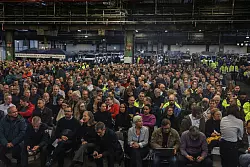 Viele Ford-Mitarbeiter in K&ouml;ln sorgen sich um ihre Arbeitspl&auml;tze. - &copy; Oliver Berg/dpa