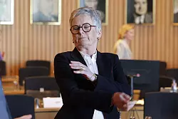 Die ehemalige technische Direktorin des Landesbetriebs Straßen NRW, Elfriede Sauerwein-Braksiek, erkennt im Nachhinein menschliche Fehler im System. - © David Young/dpa