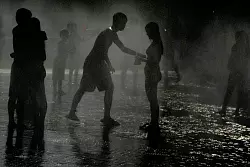 2024 war das w&auml;rmste Jahr f&uuml;r alle kontinentalen Regionen mit Ausnahme der Antarktis und Australasiens. (Archivfoto) - &copy; Paul White/AP/dpa