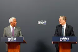 Insbesondere in der Verteidigung wollen die EU und Großbritannien enger zusammenarbeiten. - © Carl Court/PA Wire/dpa