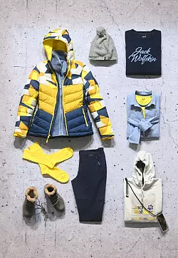 Vorbild Zwiebel: Drau&szlig;en ist man im Lagen-Look gut eingepackt. - &copy; Tobias Hase/dpa/dpa-tmn