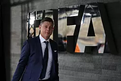 Stark in der Kritik: Schwedens Nationalcoach Jon Dahl Tomasson. (Archivbild) - © Christian Charisius/dpa