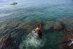 Das Wasser an den wenigen &ouml;ffentlichen Badestellen gilt als hoch verschmutzt und zum Teil gesundheitsgef&auml;hrdend. - &copy; Marwan Naamani/dpa