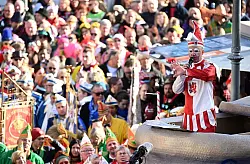 In D&uuml;sseldorf erwachte um 11.11 Uhr der Hoppeditz zum Leben. - &copy; Federico Gambarini/dpa