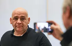 Der Vater von Emily verklagt das Land NRW. (Archivbild) - © Oliver Berg/dpa