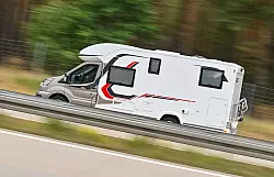 Für Camper gilt eine neue Regel. (Archivbild) - © Patrick Pleul/dpa