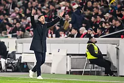 Durfte nach drei Niederlagen in Serie wieder jubeln: Bayer-Coach Xabi Alonso. - © Harry Langer/dpa