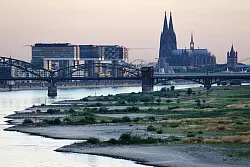 Die Stadt Köln ist ebenfalls in der bundesweiten Spitzengruppe vertreten. - © Oliver Berg/dpa