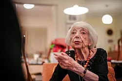 Mit fast 90 Jahren kam Friedländer nach Deutschland zurück. - © Kay Nietfeld/dpa