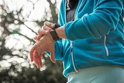 Herzfrequenz, Stresslevel, Schlafqualit&auml;t: Smartwatches helfen dabei, den K&ouml;rper messbar zu machen. - &copy; Christin Klose/dpa-tmn/dpa