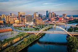 Nashville gilt als Zentrum der Countrymusik und trägt den Spitznamen «Music City». - © Jeff Adkins/Tennessee Tourism /dpa-tmn