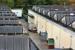 Etwas trostlos wirken die Geb&auml;ude auf dem Schlachthofareal. - &copy; Karl-Josef Hildenbrand/dpa