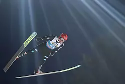 Karl Geiger steckt in der Krise. - &copy; Daniel Karmann/dpa