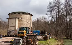 Von Brunnen wie diesem Horizontalfilterbrunenn in Hamburg zum Beispiel wird Wasser in das Trinkwassernetz eingespeist. - &copy; Daniel Bockwoldt/dpa