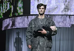 Zwangsadoption von Babys in der DDR ist eines der Themen in Kilian Kerners Show "DDR. Die gestohlenen Kinder". - © Jens Kalaene/dpa