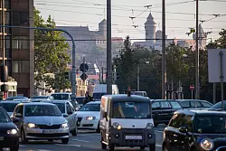 In N&uuml;rnberg gab es 2025 besonders starke Staus im inneren Stadtbereich. (Archivbild) - &copy; Daniel Karmann/dpa