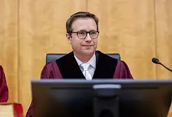 Gerald Buck vom NRW-Oberverwaltungsgericht hatte die Urteile zur AfD gesprochen. (Archivbild) - &copy; Guido Kirchner/dpa