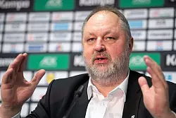 - &copy; Marius Becker/dpa