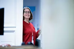 Die frühere Oberstaatsanwältin Anne Brorhilker ist überzeugt, dass Banken immer noch Cum-Ex-Aktiendeals machen - trotz einer Gesetzesänderung (Archivbild). - © Carsten Koall/dpa