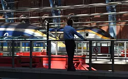 Eurostar in St. Pancras International: Von London geht es in etwa zwei Stunden nach Br&uuml;ssel. - &copy; Andy Rain/epa/dpa-tmn